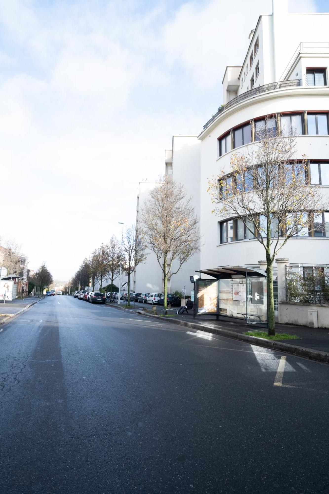 Joli T2 Proche Du Metro Avec Vue Tour Eiffel Lägenhet Issy-les-Moulineaux Exteriör bild